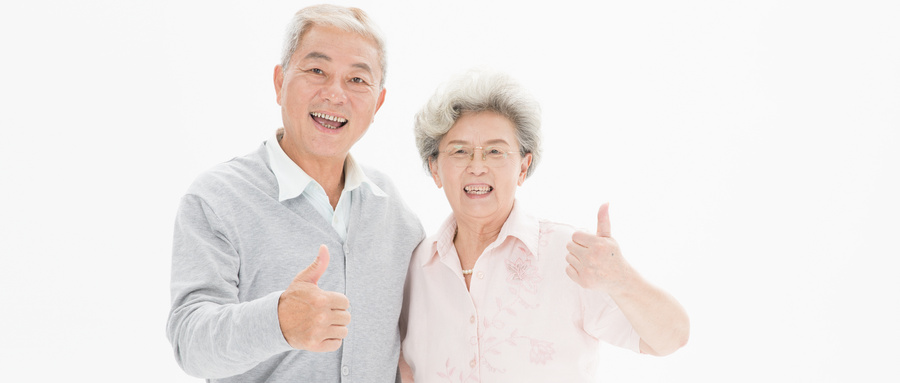 摄图网_500996704_wx_老年夫妇形象（企业商用）.jpg