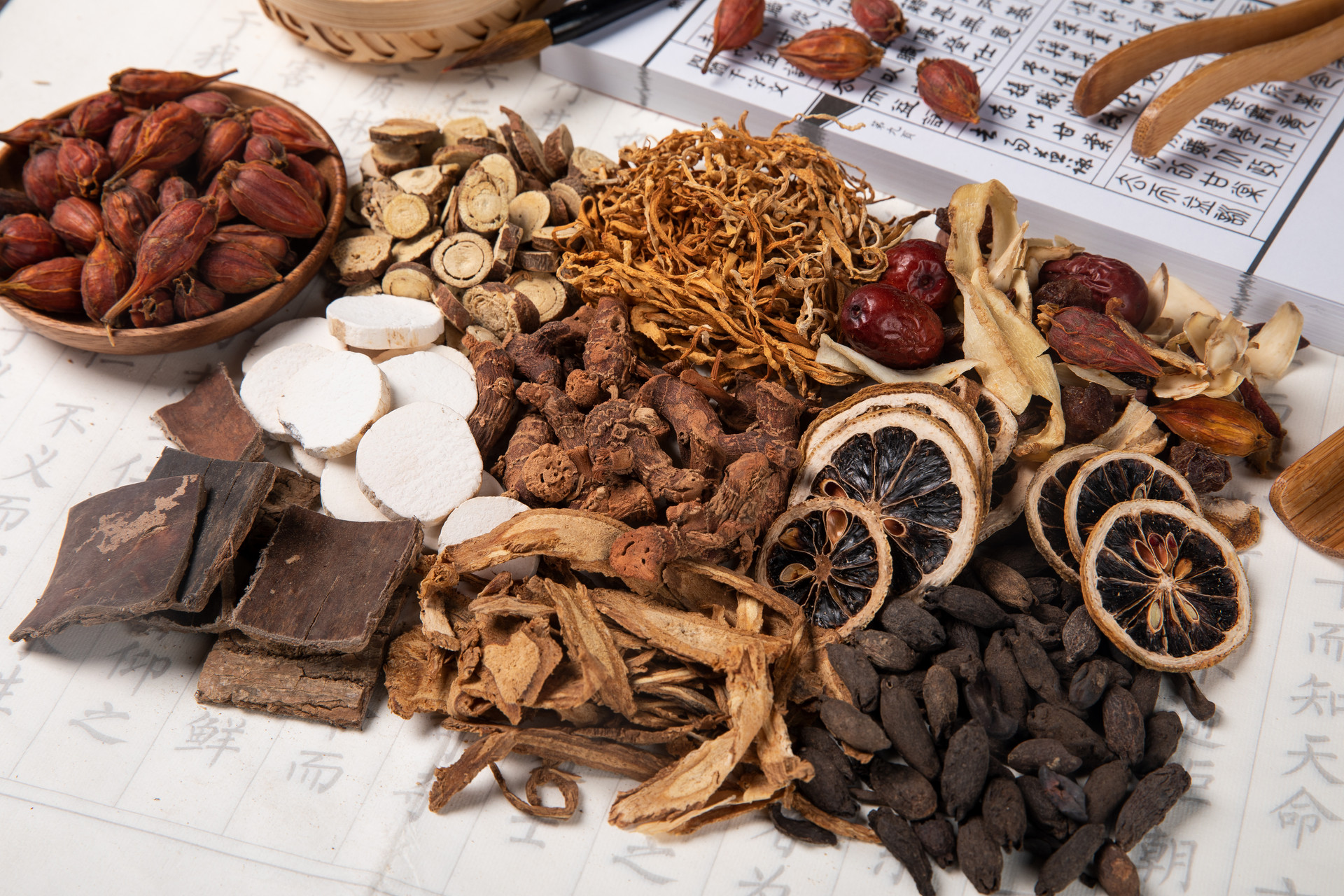 摄图网_501223991_banner_中药材（企业商用）.jpg