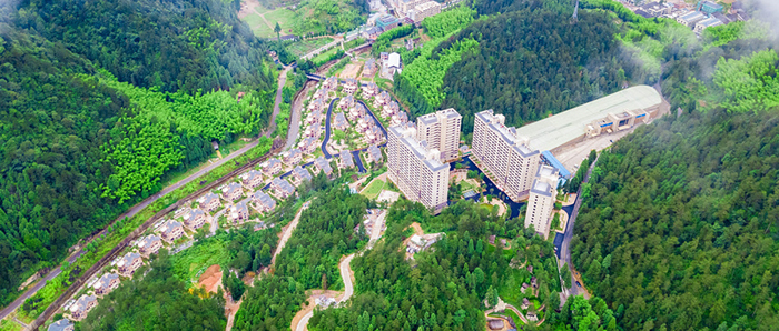 小镇.jpg