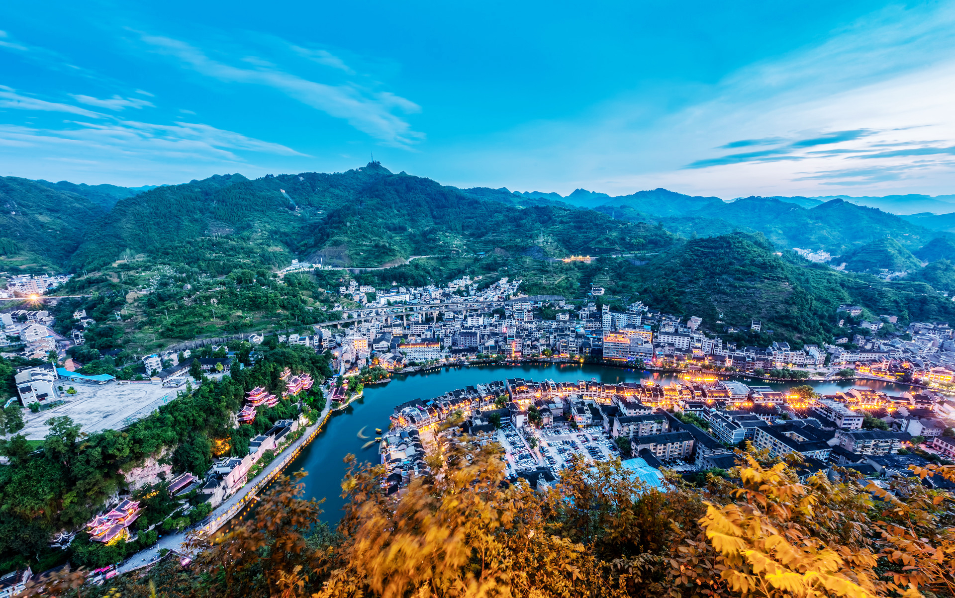 摄图网_500412125_banner_山城夜色（企业商用）.jpg