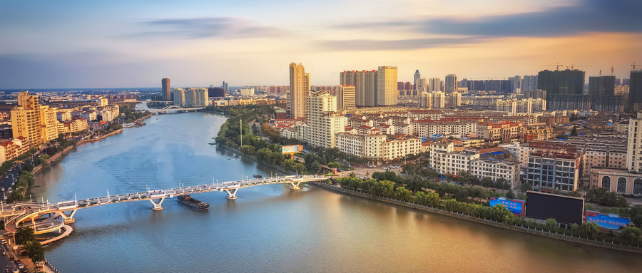 摄图网_500423450_wx_城市夜景（企业商用）.jpg